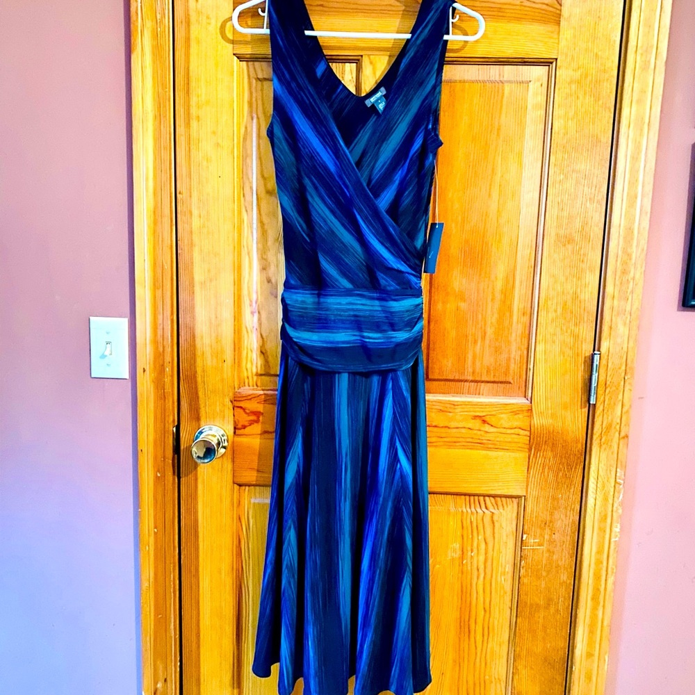 Kenneth Cole Reaction Dress size S. New with tags.